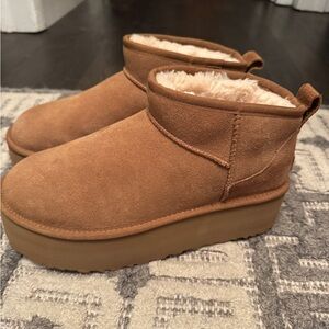 UGG Womens classic ultra mini platform boots Chestnut